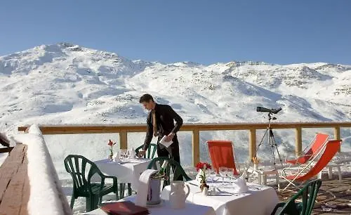 Ours Blanc Hotel&spa
