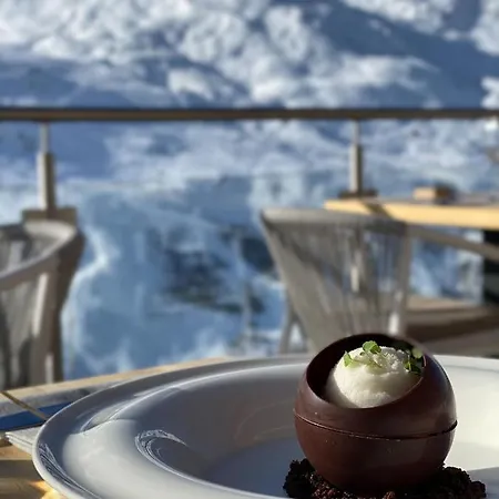 Ours Blanc Hotel&spa 4*