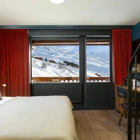 Ours Blanc Hotel&spa Hotel