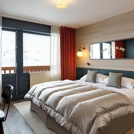Ours Blanc & 4* Saint-Martin-de-Belleville
